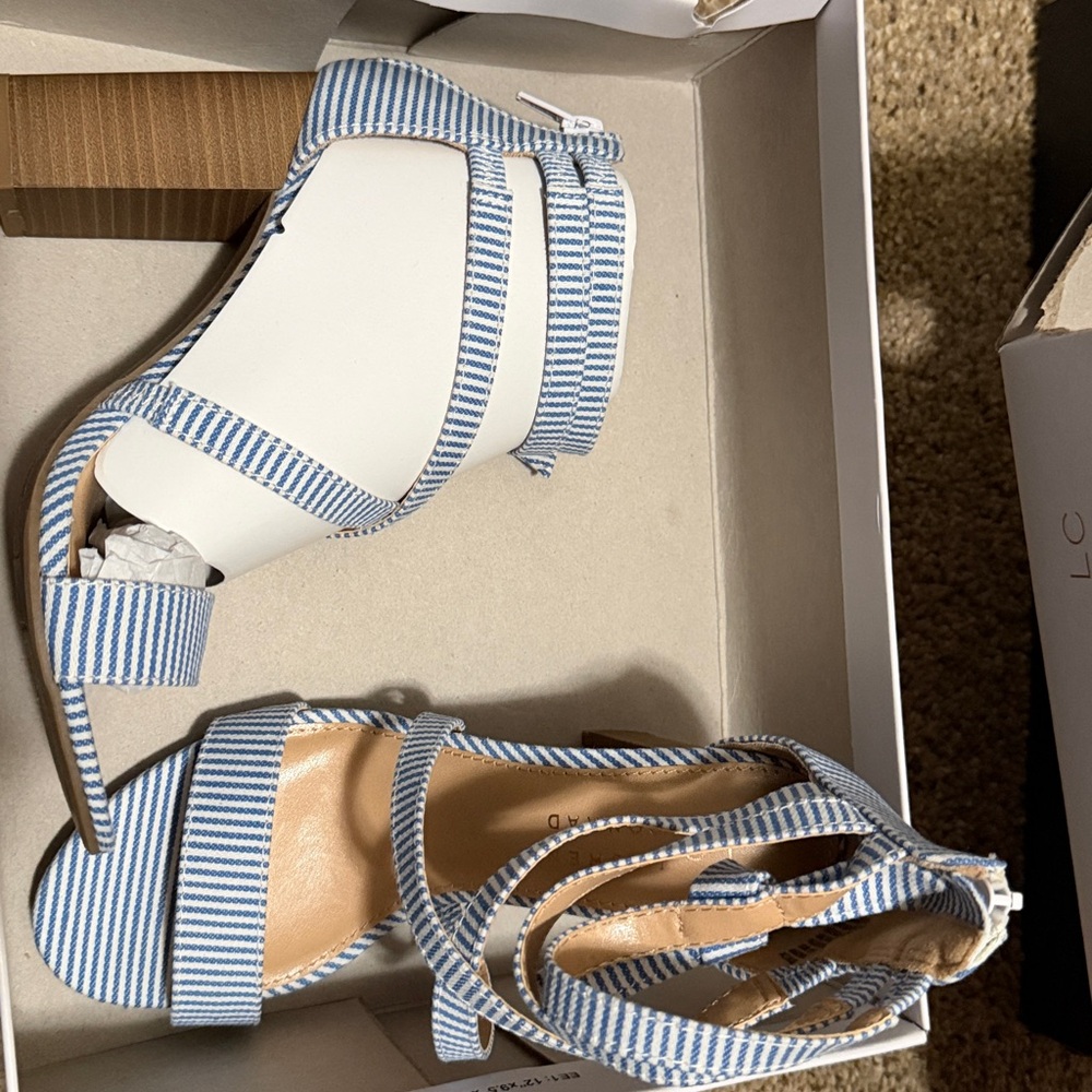 LC Lauren Conrad Blue and White Striped Sandals